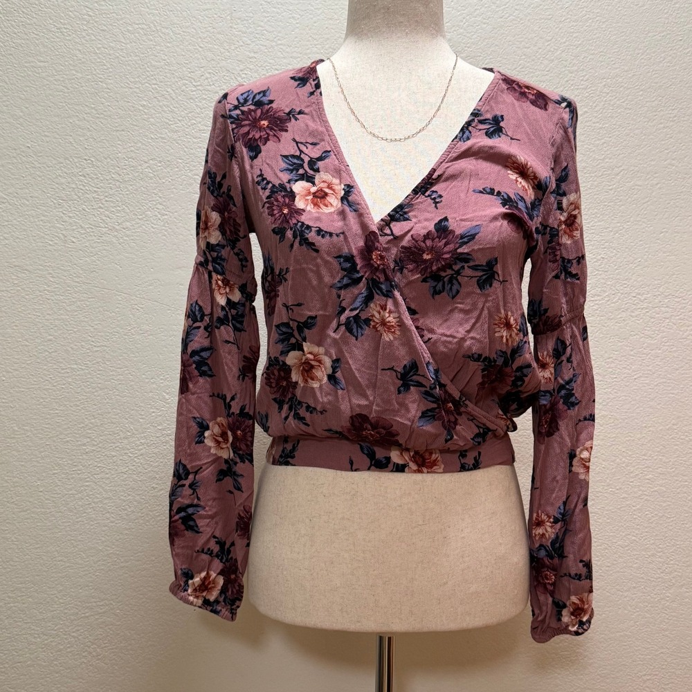 American‎ Eagle Romantic Feminine Pink Floral Wrap Long Sleeve Blouse Size XS